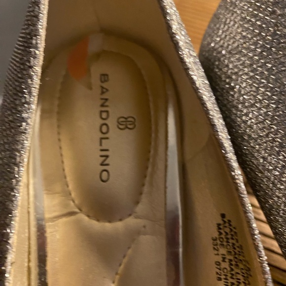 Bandolino Silver Sparkle chunky heels sz 7 - Picture 6 of 6